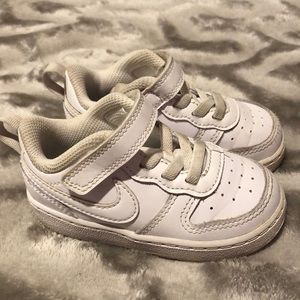 Good used condition. Toddler size 6